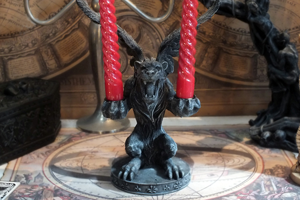 ゴシックライオンガーゴイル キャンドルホルダー スタチュー(像) Gothic Lion Gargoyle Candle Holder Statue