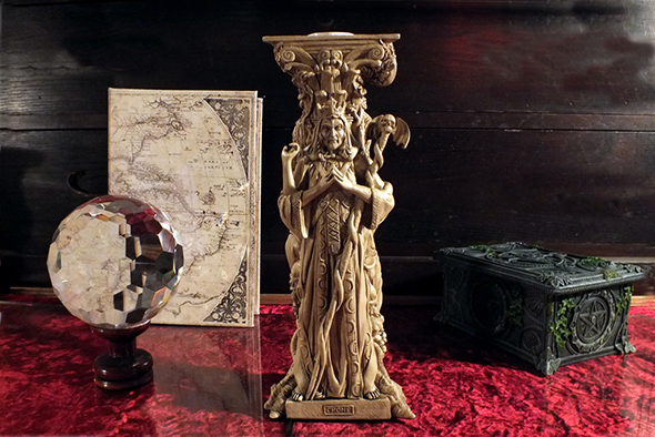 マザーメイデントリプル女神キャンドルホルダー アイボリー Triple Goddess Mother,Maiden,Crone Candle Holder IV