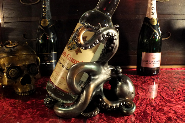 オクトパス(タコ)ワインボトルホルダー(タコの置物) Octopus Wine Bottle Holder