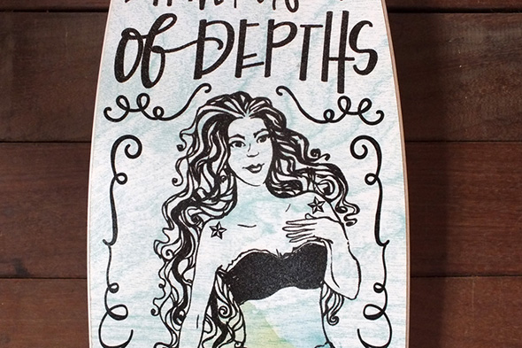 サーフボード型ウッドプラーク I MUST BE A Mermaid･･･（縦型木製看板）91.5cm