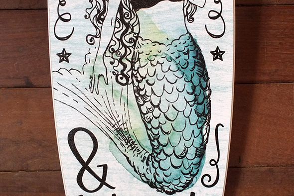 サーフボード型ウッドプラーク I MUST BE A Mermaid･･･（縦型木製看板）91.5cm