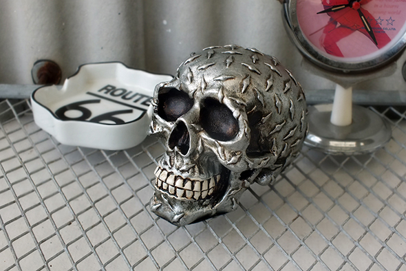 ダイヤモンドプレートスカルヘッド Diamond Plate Skull Head