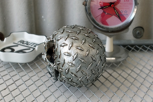 ダイヤモンドプレートスカルヘッド Diamond Plate Skull Head 