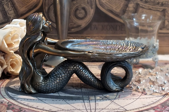 マーメイド(人魚)アバロンシェルトレイスタチュー Mermaid with Abalone Shell Statue 