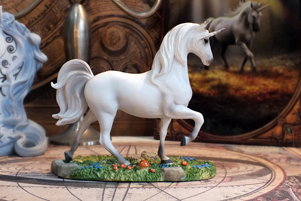 ユニコーンスタチュー ホワイト Unicorn White Statue 