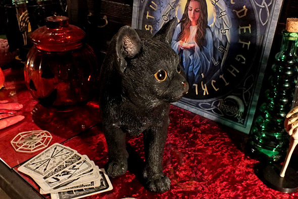 ブラックキャット 黒猫の置物 Black Cat Statue 