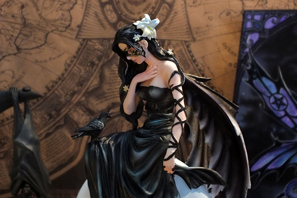 ダークスカイズ ゴシックフェアリースタチュー(像) Dark Skies Gothic Fairy Statue