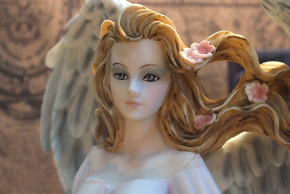 セラフィム(熾天使)エンジェル フィギュア(像) Seraphim Angel of Peace Harmony and Love