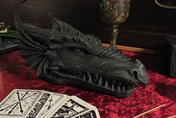ゴシックドラゴンヘッド インセンスバーナー フィギュア Gothic Dragon Head Incense Burner Figurine