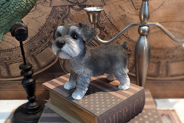 ミニチュア シュナウザー フィギュア/小犬の置物 Miniature Schnauzer 