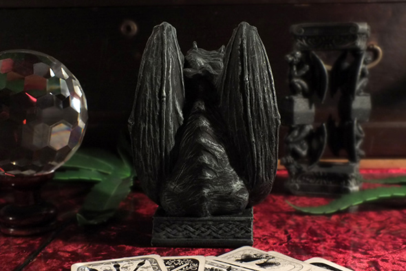 ガーゴイル フィギュア ウィズソード ゴシックスタチュー(像) Gargoyle with Sword Figurine Gothic Statue 