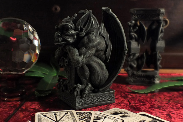 ガーゴイル フィギュア ウィズソード ゴシックスタチュー(像) Gargoyle with Sword Figurine Gothic Statue 