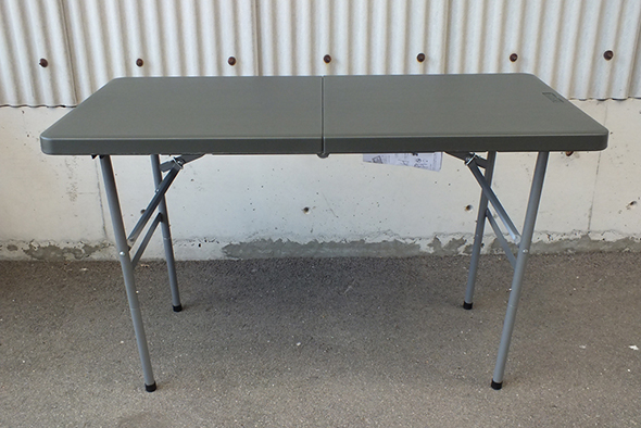 スロウワー フォールディングテーブル フォスター SLOWER FOLDING TABLE Foster OLIVE