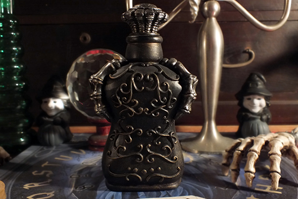 ゴシックスケルトンレイヴン ポイズンボトル(毒瓶)装飾オブジェ   Gothic Skeleton Raven Poison Bottle