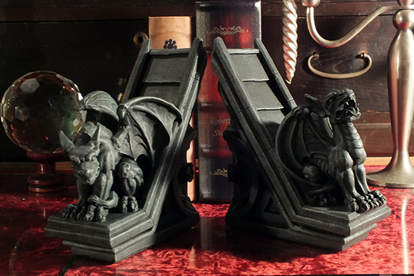 ゴシックガーゴイル スカルプチュラルブックエンドセット Gothic Gargoyle Sculptural Bookend set 8293
