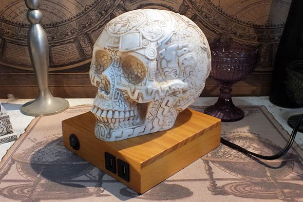 マヤ文明 アステカ(暦石)カレンダー アステカスカルシェード テーブルランプ Aztec Skull Desk Lamp
  
