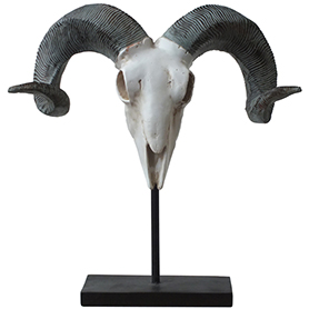 ラムスカルヘッド(雄羊の頭蓋骨)インテリア スタンド オブジェ Ram Skull on Stand 