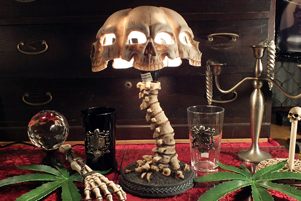 スカルテーブルランプ スカルフェイスシェード Skull Table Lamp Gothic Skull Face Shade