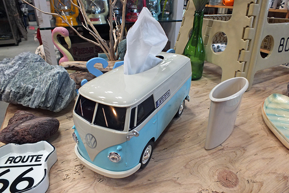 フォルクスワーゲンバス ティッシュボックス　LIMITED EDITION VW T1 BUS TISSUE BOX PULS LIMTED（CRM/LBL）