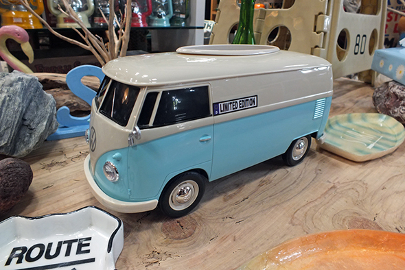 フォルクスワーゲンバス ティッシュボックス LIMITED EDITION VW T1 BUS TISSUE BOX PULS LIMTED（CRM/LBL）