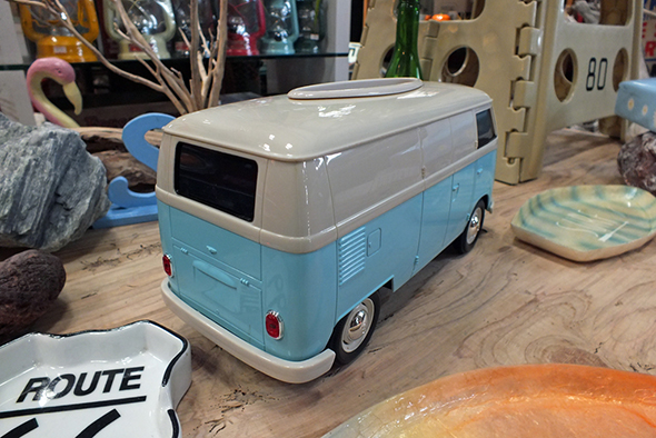 フォルクスワーゲンバス ティッシュボックス LIMITED EDITION VW T1 BUS TISSUE BOX PULS LIMTED（CRM/LBL）