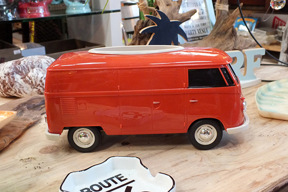 フォルクスワーゲンバス ティッシュボックス RED VW T1 BUS TISSUE BOX PLUS（RE）